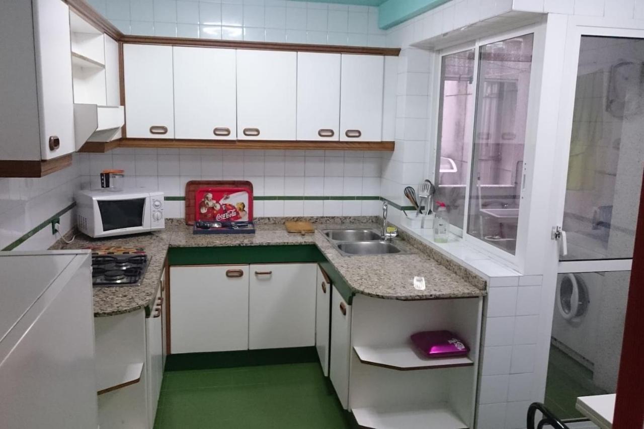 Se Alquila Piso Centrico En Sanxenxo C/Garaje Διαμέρισμα Εξωτερικό φωτογραφία